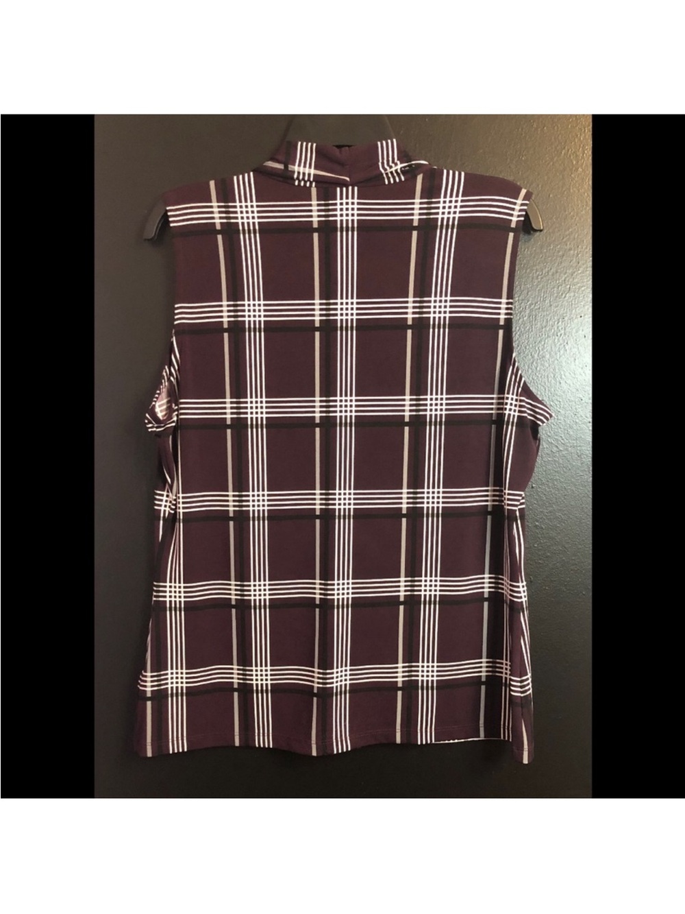 Calvin Klein Burgundy Plaid Sleeveless V-Neck Camisole - Picture 2 of 4